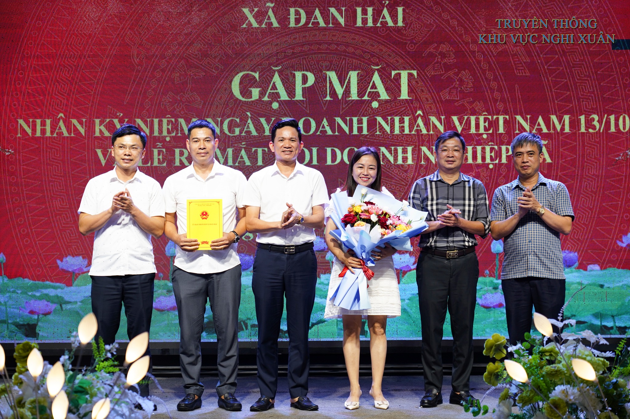 Xã Đan Hải Chúc mừng ngày Doanh nhân Việt Nam