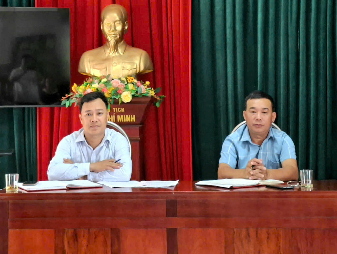 Bí thư Đảng ủy xã Đan Hải dự sinh hoạt chi bộ thôn Trường An