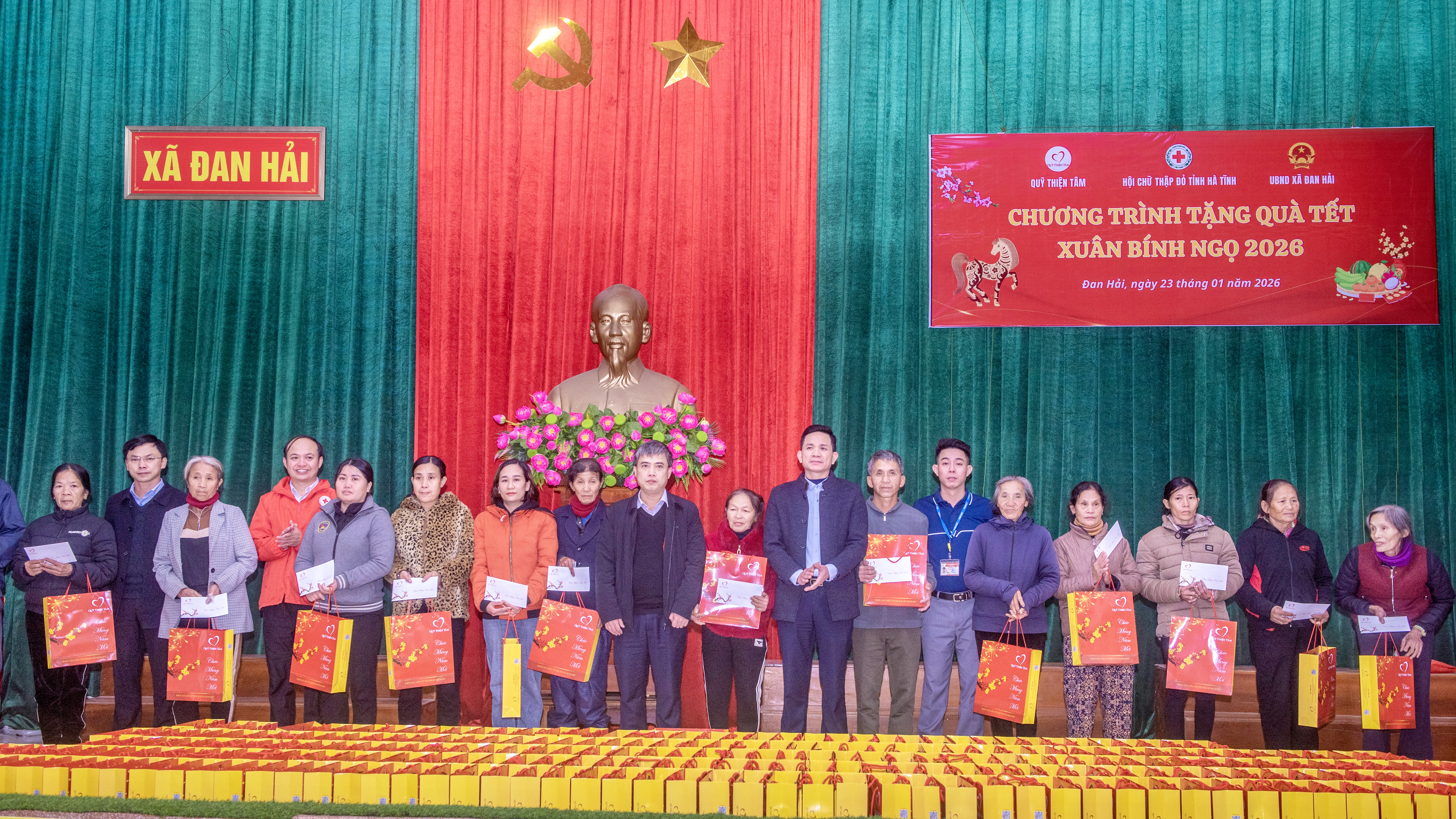 Xã Đan Hải: Hơn 1,1 tỷ đồng mang "Tết ấm" đến với người nghèo và gia đình chính sách Xuân Bính Ngọ 2026.