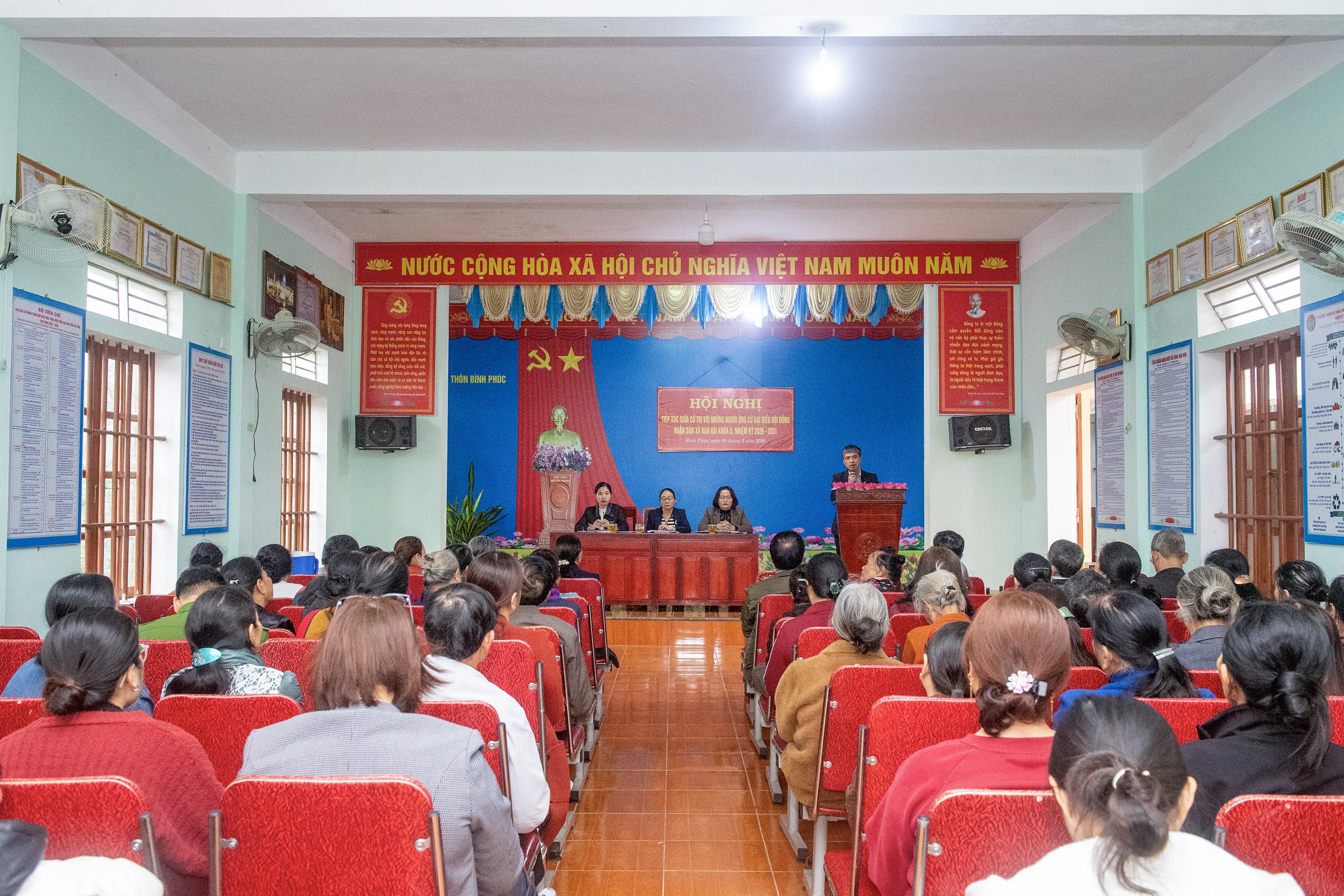 Thôn Bình Phúc: Tiếp xúc cử tri với những người ứng cử đại biểu HĐND xã Đan Hải khóa II