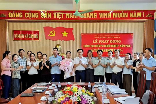 Mặt trận Tổ quốc Việt Nam xã Đan Hải kiện toàn tổ chức, phát huy đại đoàn kết, chung tay vì người nghèo