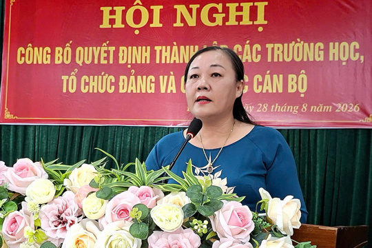 Xã Đan Hải công bố quyết định thành lập các trường học và công tác cán bộ sau sắp xếp