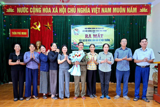 Ra mắt câu lạc bộ “Nông dân bảo vệ môi trường”, lan tỏa trách nhiệm cộng đồng, xây dựng nông thôn xanh, sạch, đẹp 