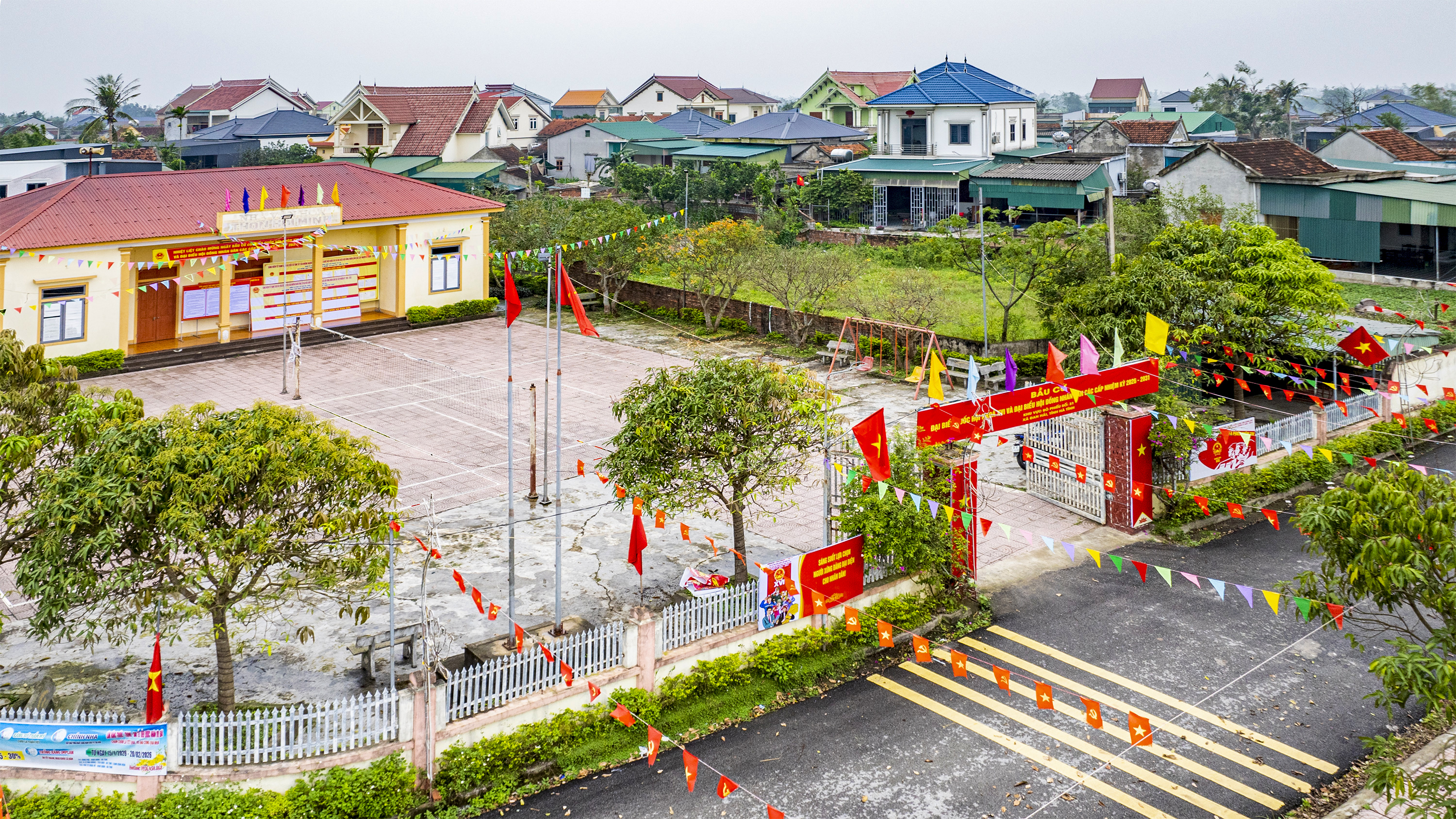 Đan Hải: Rộn ràng không khí ra quân tổng vệ sinh môi trường chào mừng ngày bầu cử  