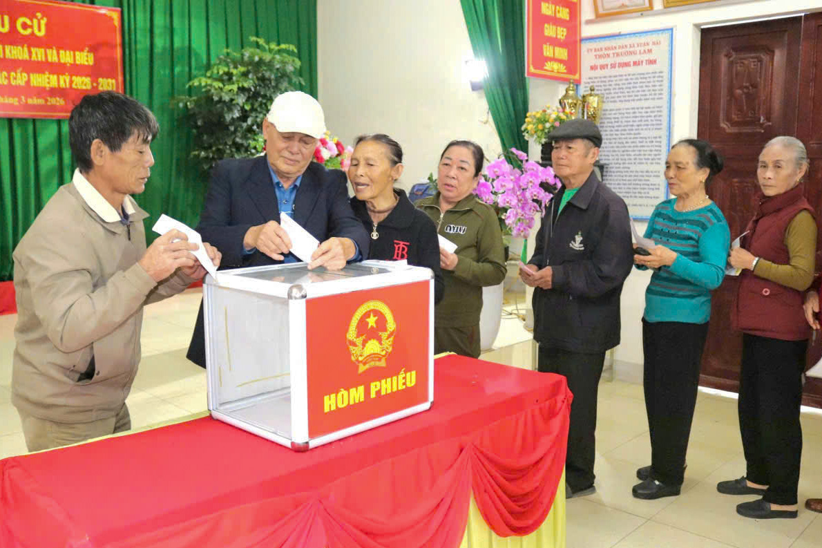 Xã Đan Hải chạm ngưỡng hoàn thành bầu cử với 99,99% cử tri đi bỏ phiếu 