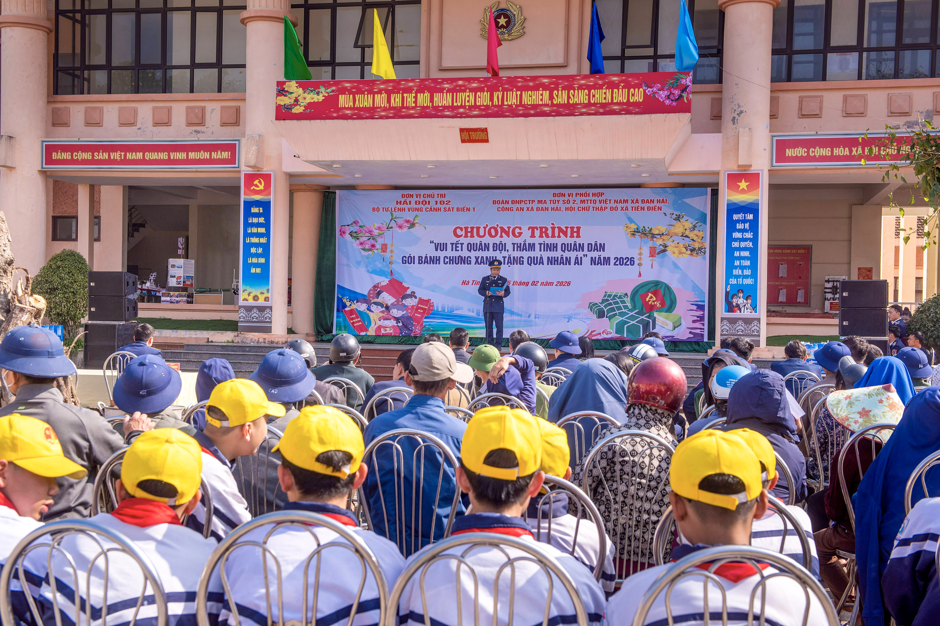 Ấm áp chương trình “Vui Tết Quân đội, thắm tình quân dân” xuân Bính Ngọ 2026
